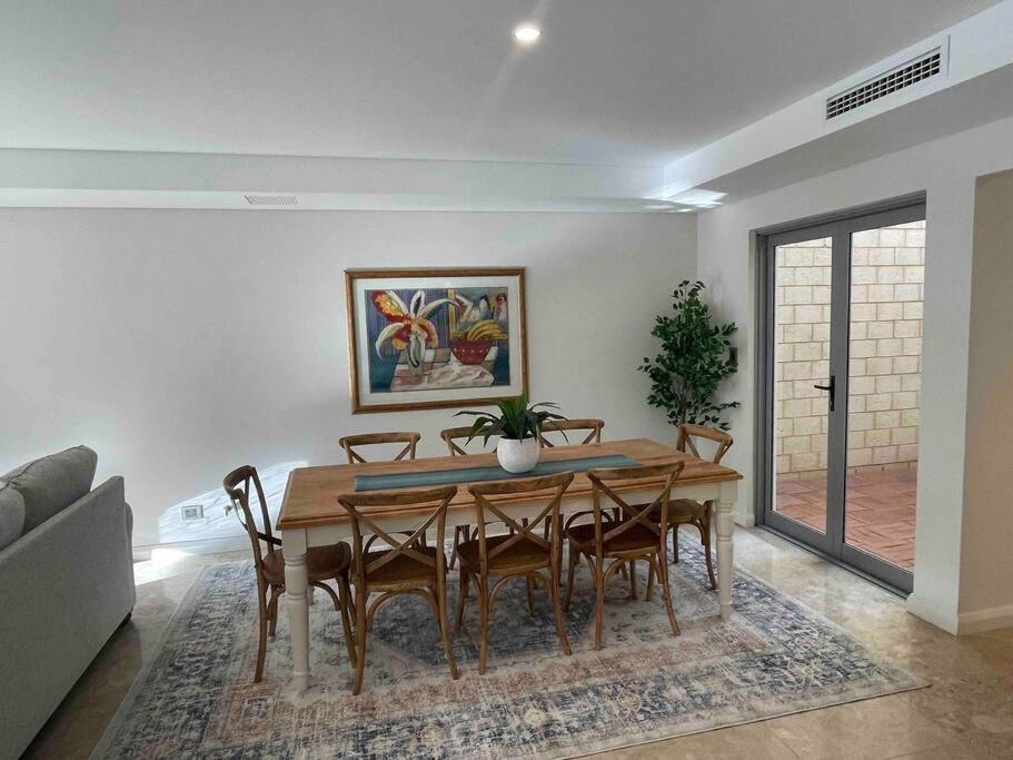 Canal Vista Mandurah Exterior photo