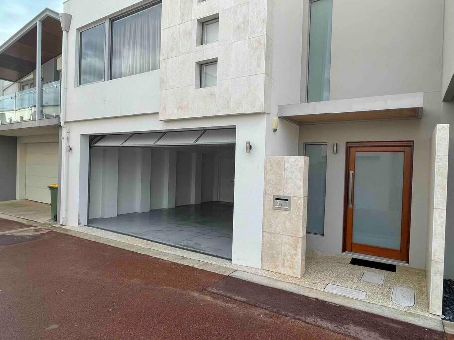 Canal Vista Mandurah Exterior photo